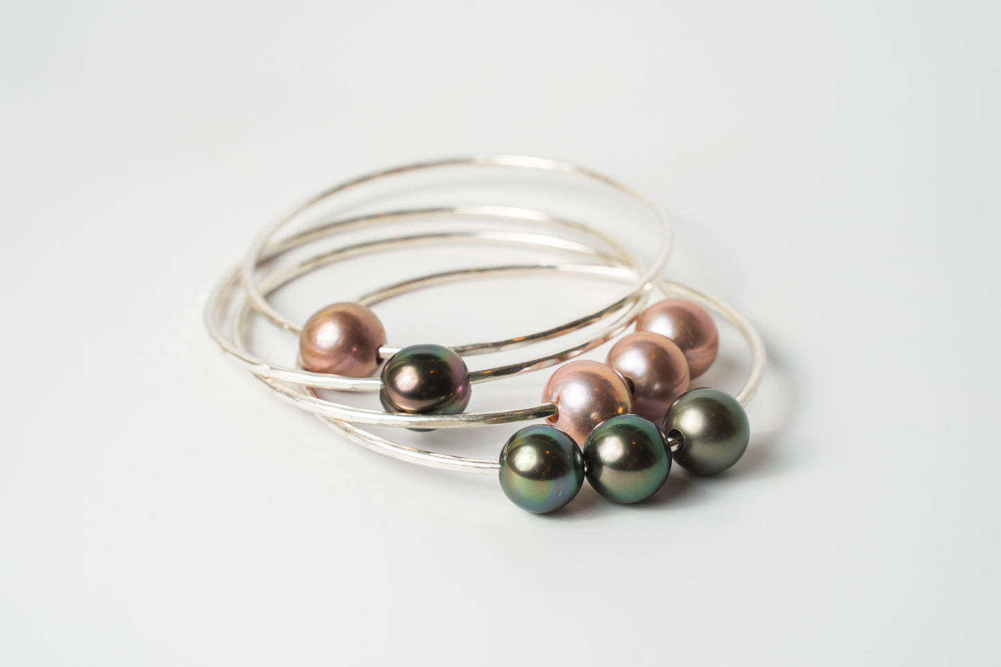 Triple Alice Black Tahitian Bangle