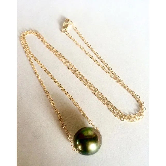 The Mo'i Necklace